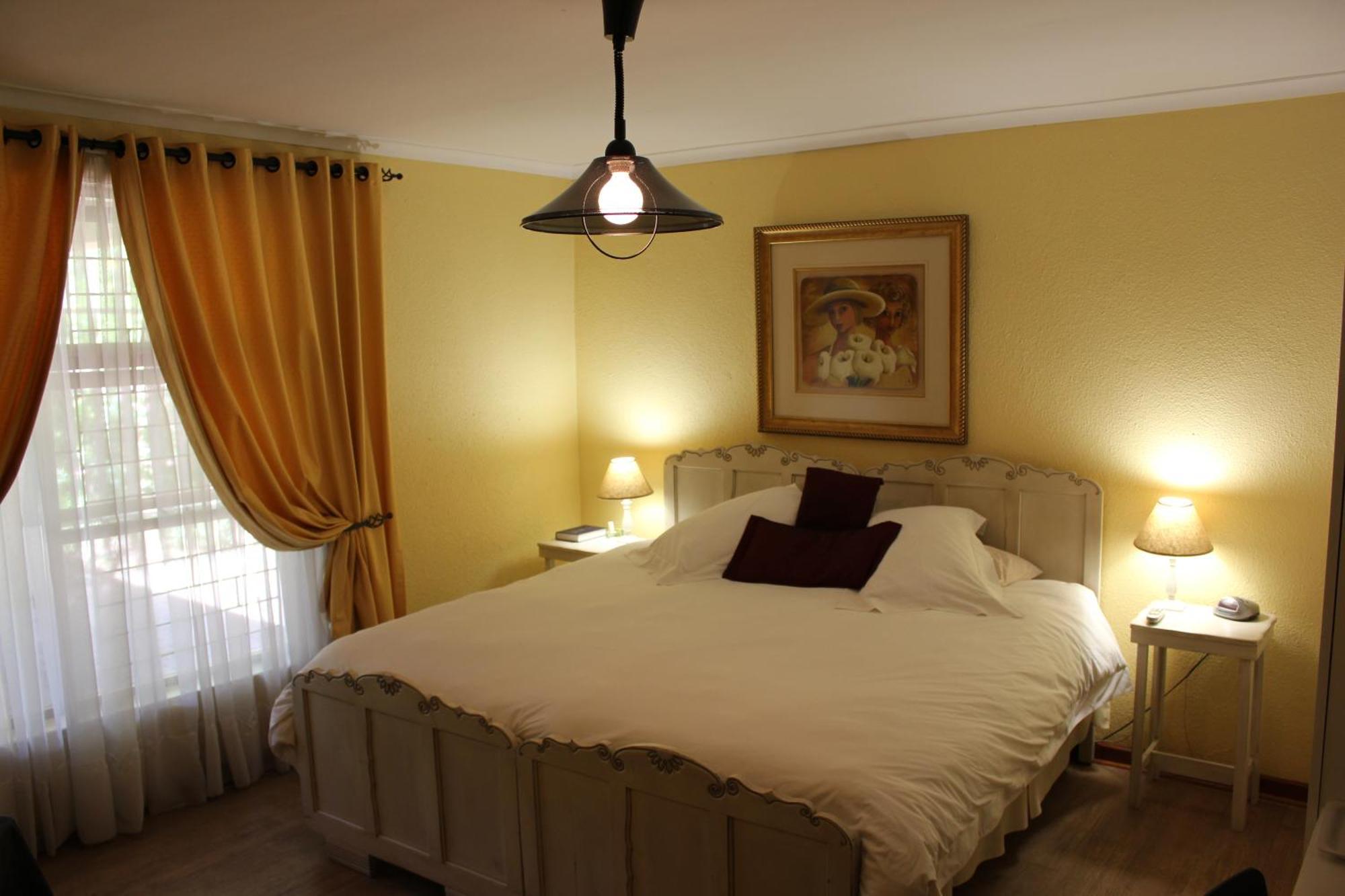 Old Oak Guest House Белвил Стая снимка